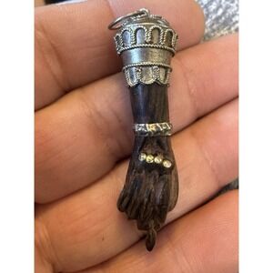 MANO FIGA FIST. FIGA FIST CHARM. VINTAGE DARK WOOD / FILIGREE METAL WORK.